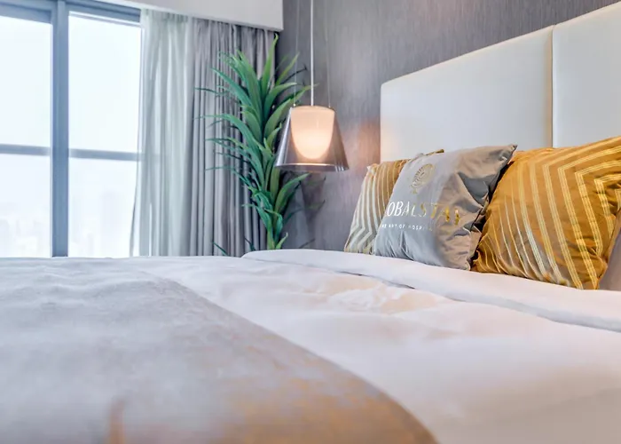 Globalstay Damac Towers By Paramount In Business Bay
