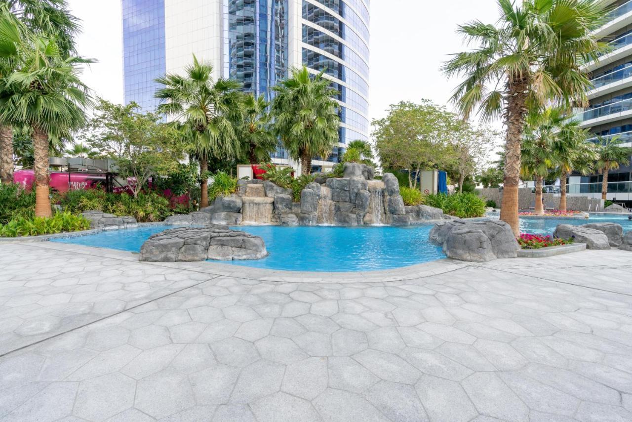 شقة Globalstay Damac Towers By Paramount In Business Bay دبي