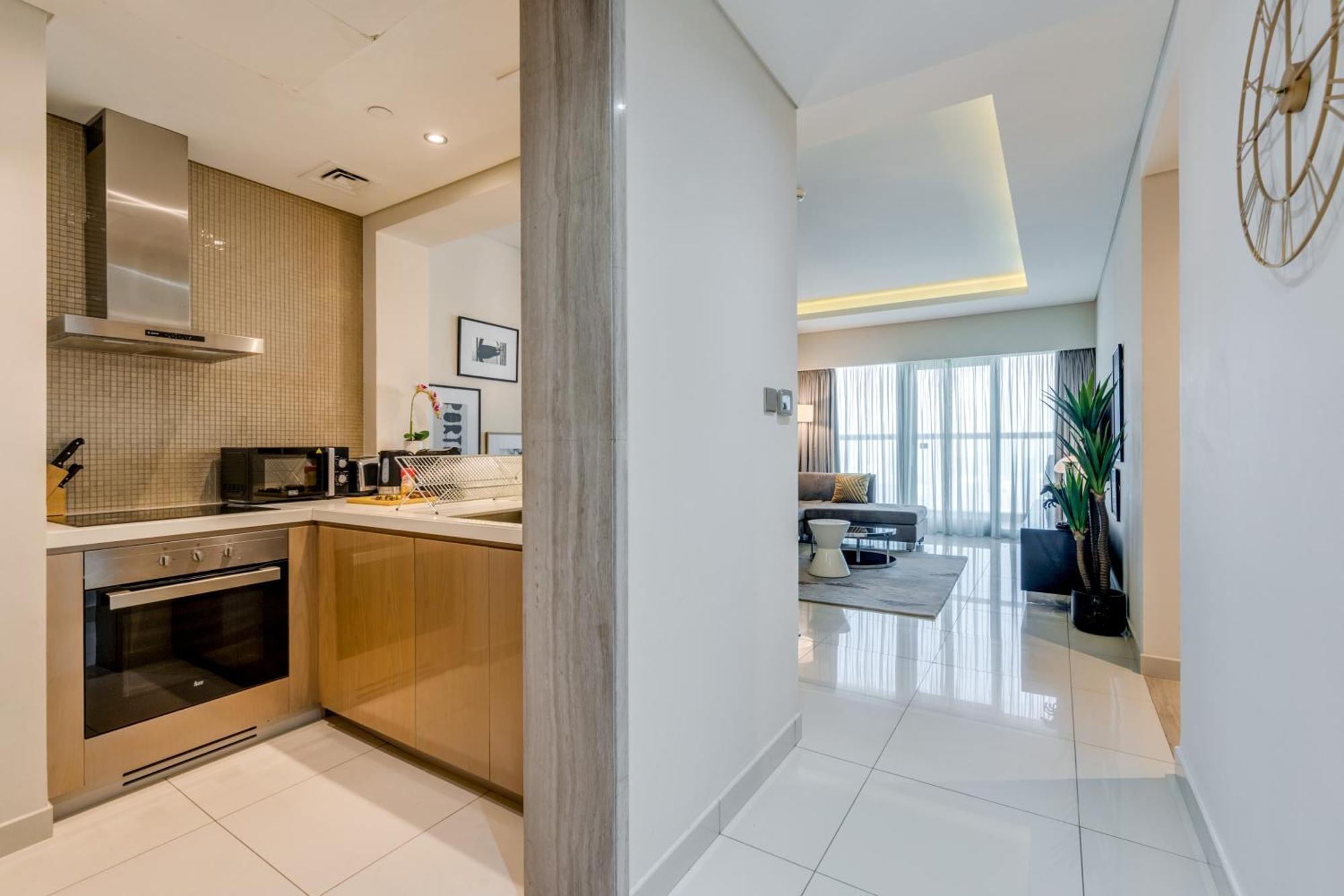 Globalstay Damac Towers By Paramount In Business Bay دبي