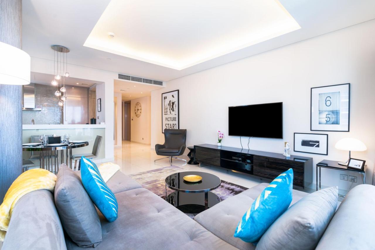 Globalstay Damac Towers By Paramount In Business Bay *