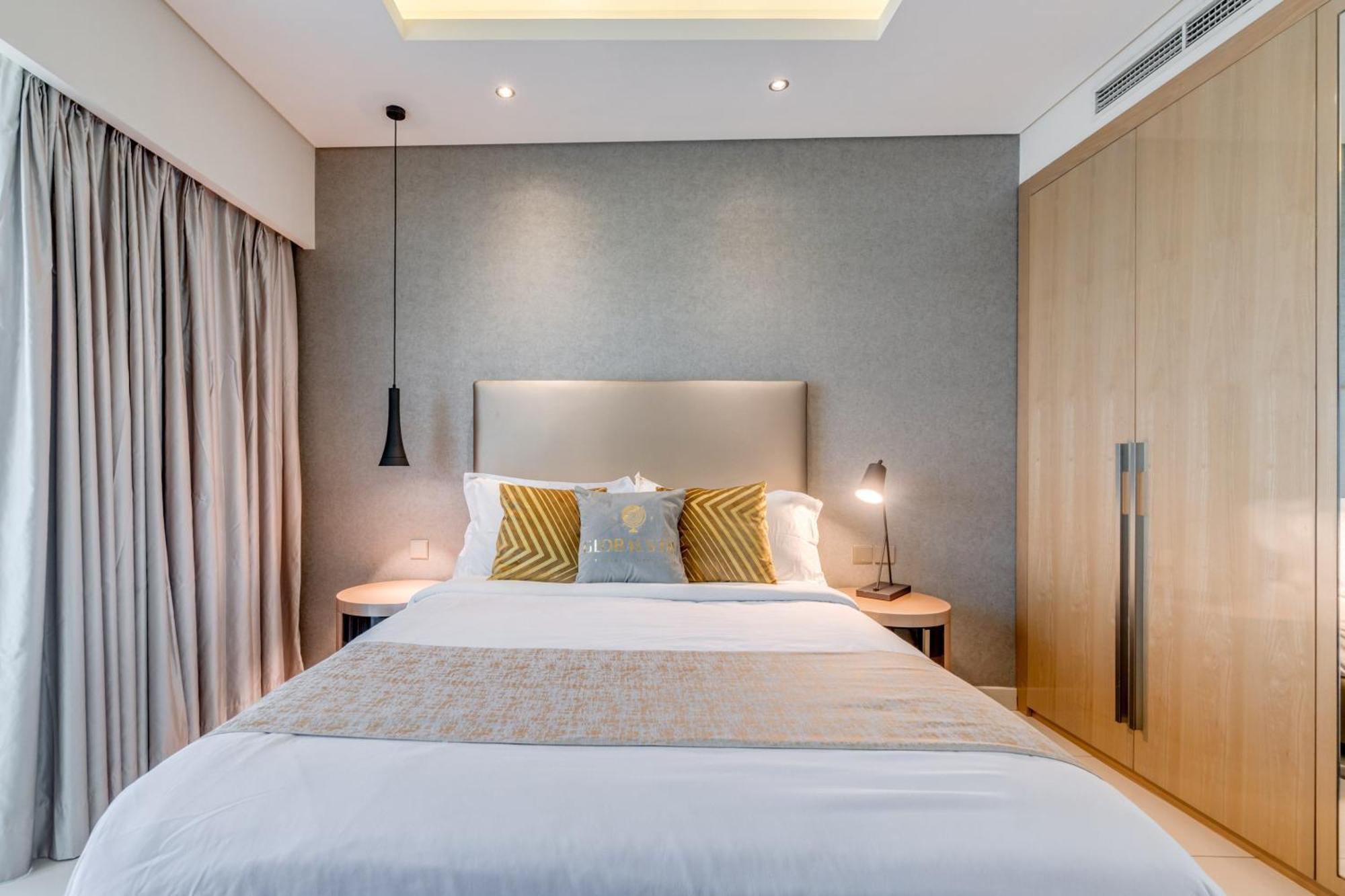 Globalstay Damac Towers By Paramount In Business Bay Apartment